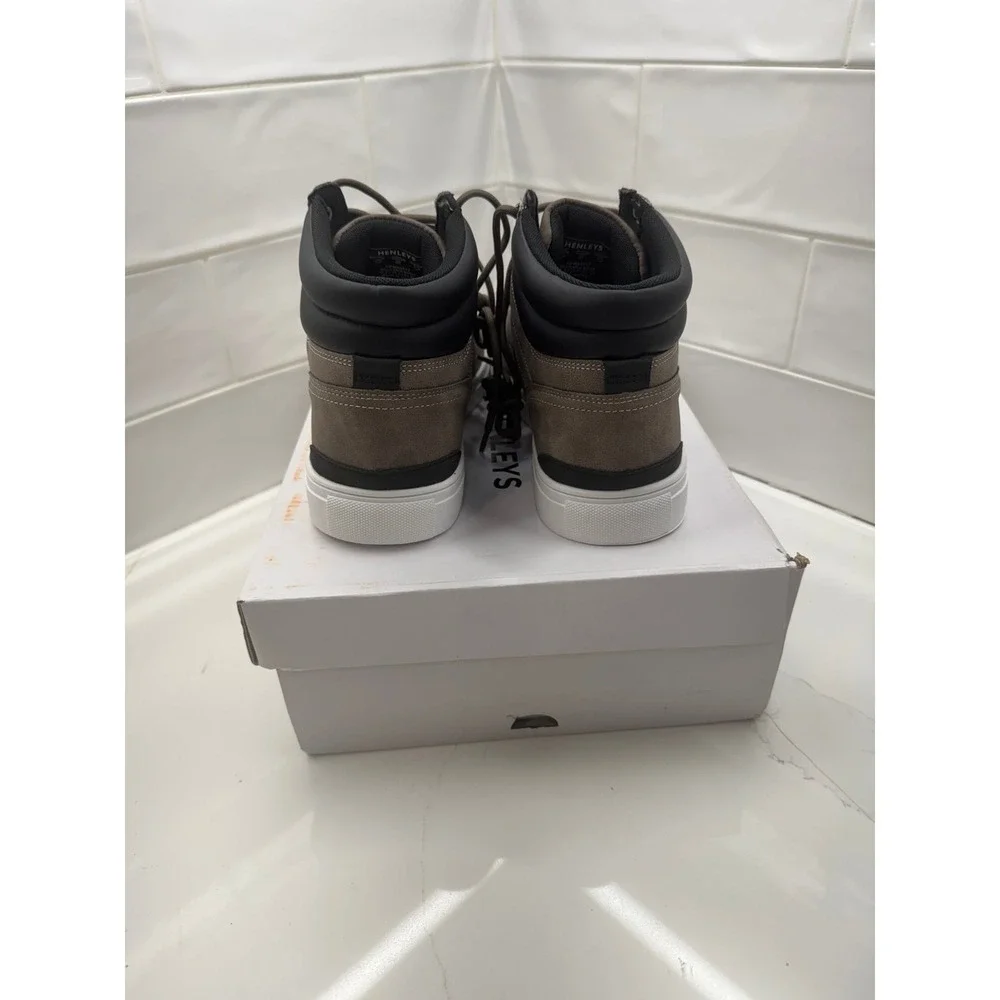 Henley Men's Bulgaria Sneaker Boots from Finish Line size‎ 9